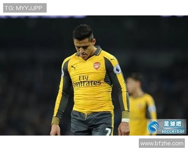 各大足球明星脚长揭秘与影响力分析探讨 各大足球明星脚长揭秘与影响力分析探讨